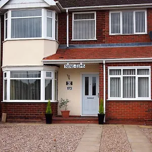Nine Elms Guest house